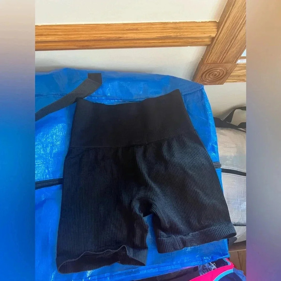 Colsie - Biker Shorts - Picture 3 of 3